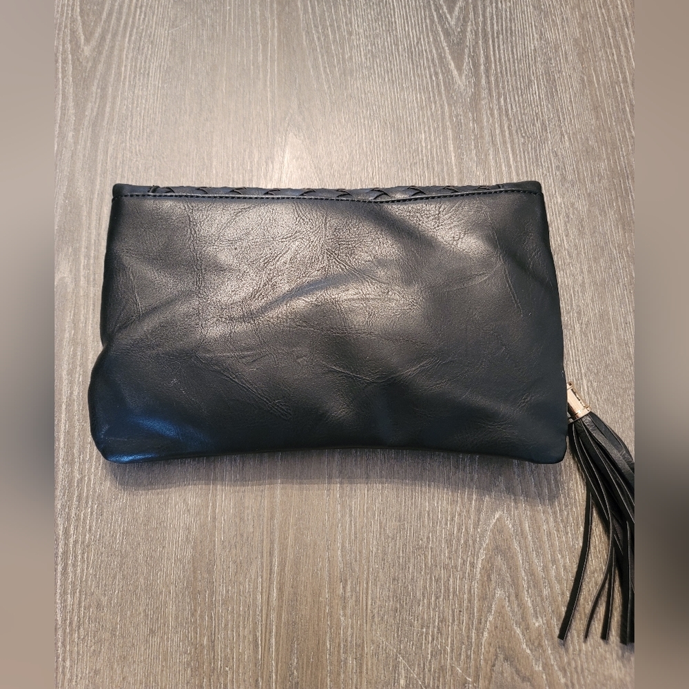 NWT Urban Expressions Black clutch purse with gold hardware - Picture 2 of 7